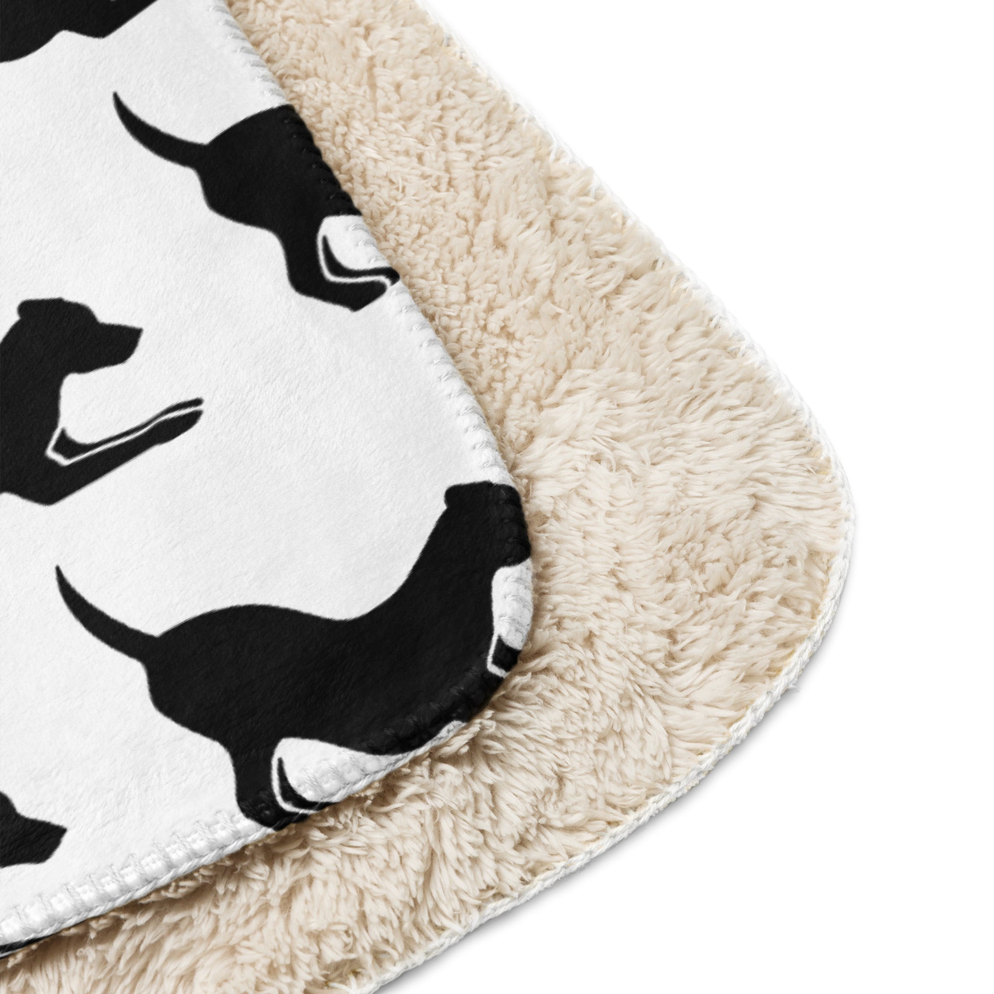 Play Pose Sherpa Blanket--White - TAILWAGS UNLIMITED